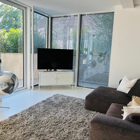 Fewo Silberberg Im Loftstil Mit Terrasse Leonberg Bagian luar foto