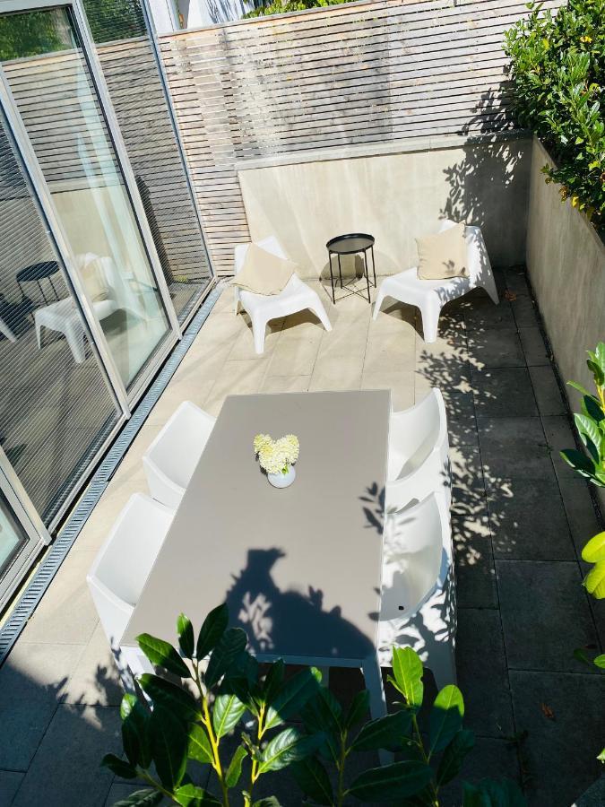 Fewo Silberberg Im Loftstil Mit Terrasse Leonberg Bagian luar foto